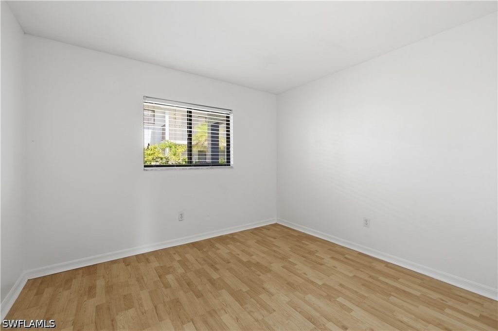 28161 Pine Haven Way - Photo 17