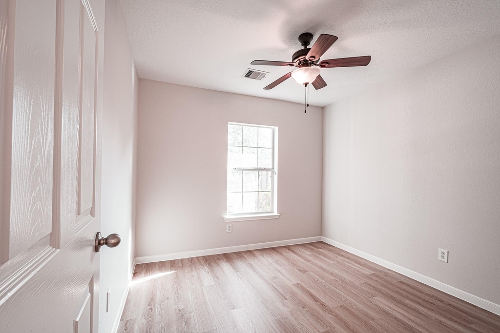 6227 Lovage Avenue - Photo 21