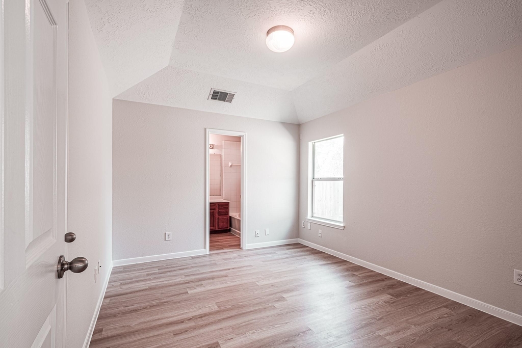 6227 Lovage Avenue - Photo 15