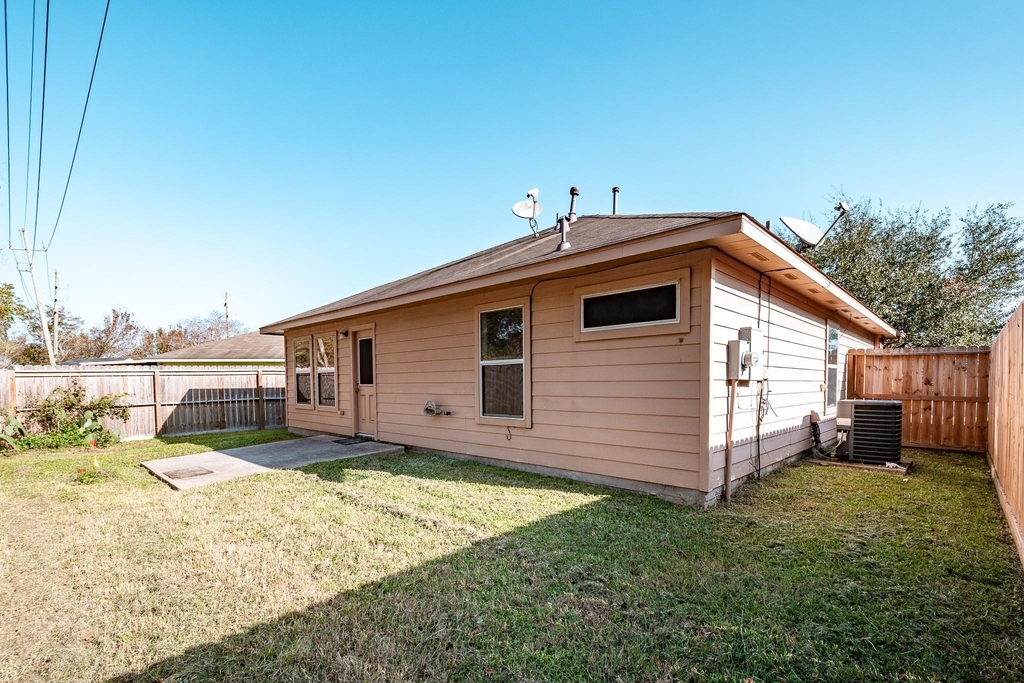 6227 Lovage Avenue - Photo 28