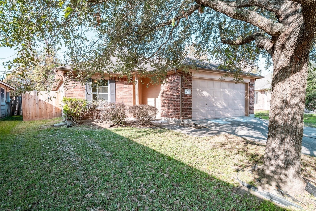 6227 Lovage Avenue - Photo 2