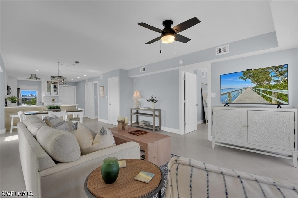 991 N Barfield Drive - Photo 1
