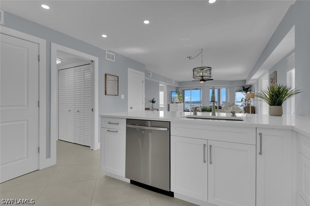 991 N Barfield Drive - Photo 5
