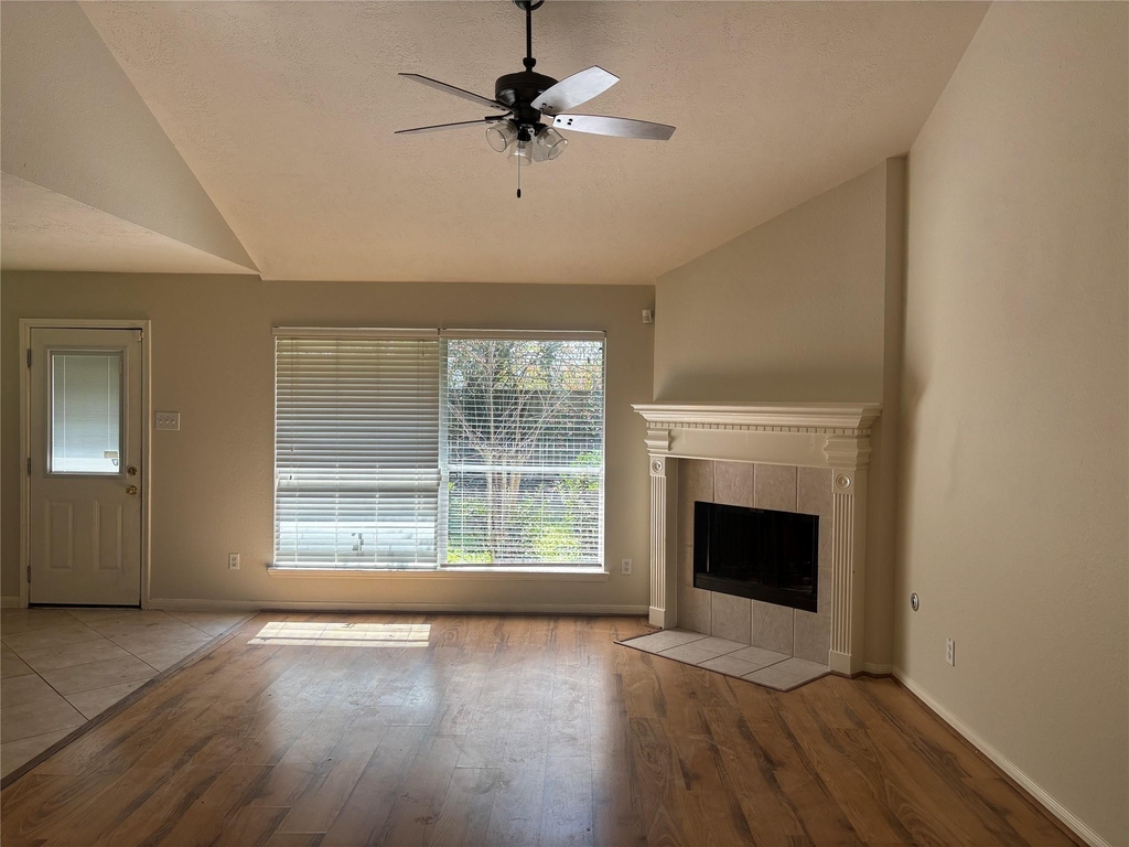 3526 Glenhill Drive - Photo 7