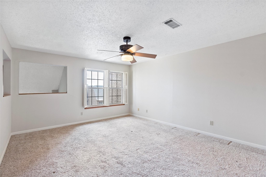 3122 Camelot Drive - Photo 21