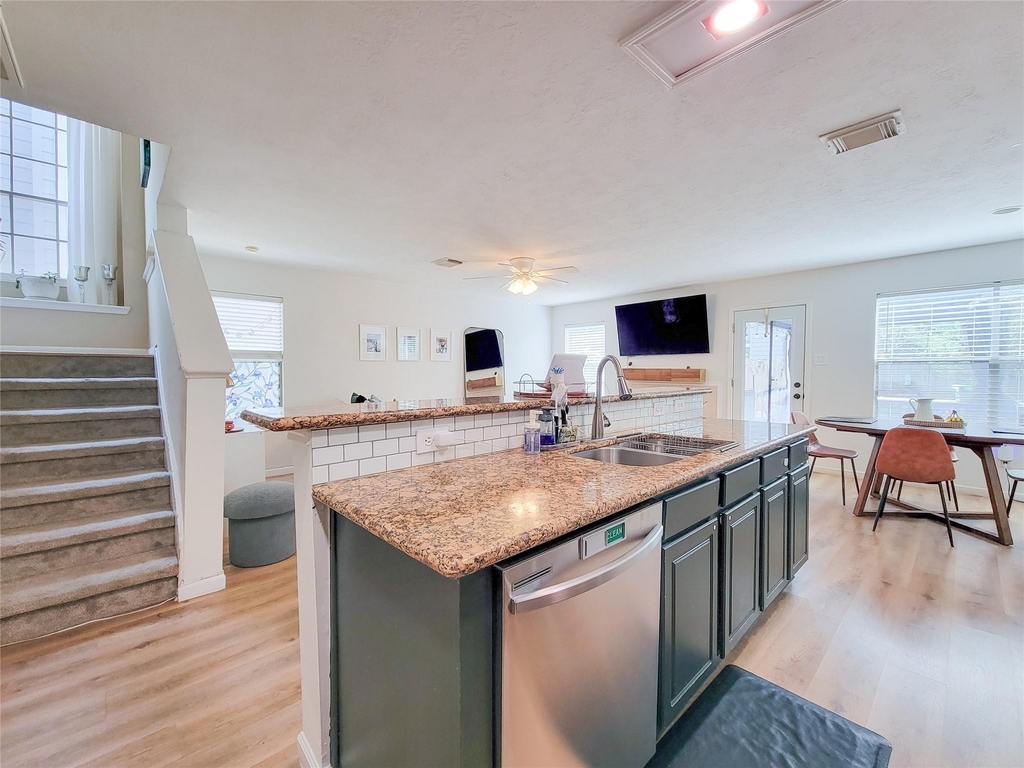 42 Wineberry Place - Photo 7