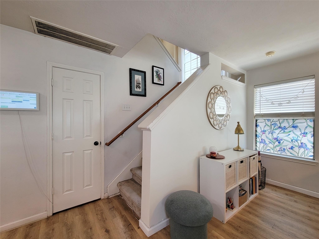 42 Wineberry Place - Photo 4