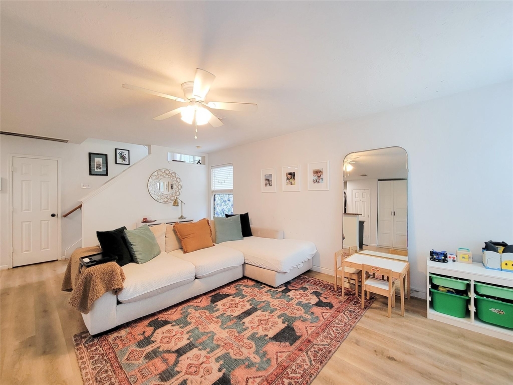 42 Wineberry Place - Photo 9