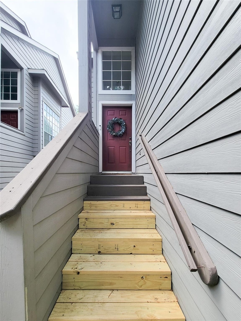 42 Wineberry Place - Photo 2