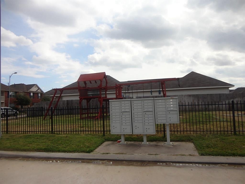 6418 Mountain Pines Lane - Photo 38