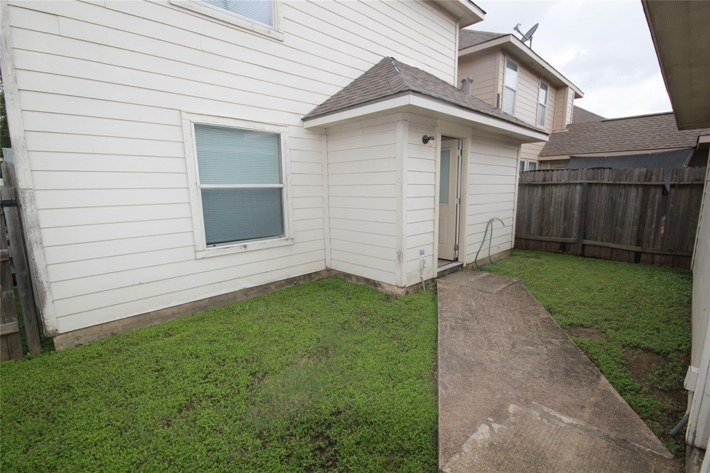 6418 Mountain Pines Lane - Photo 32