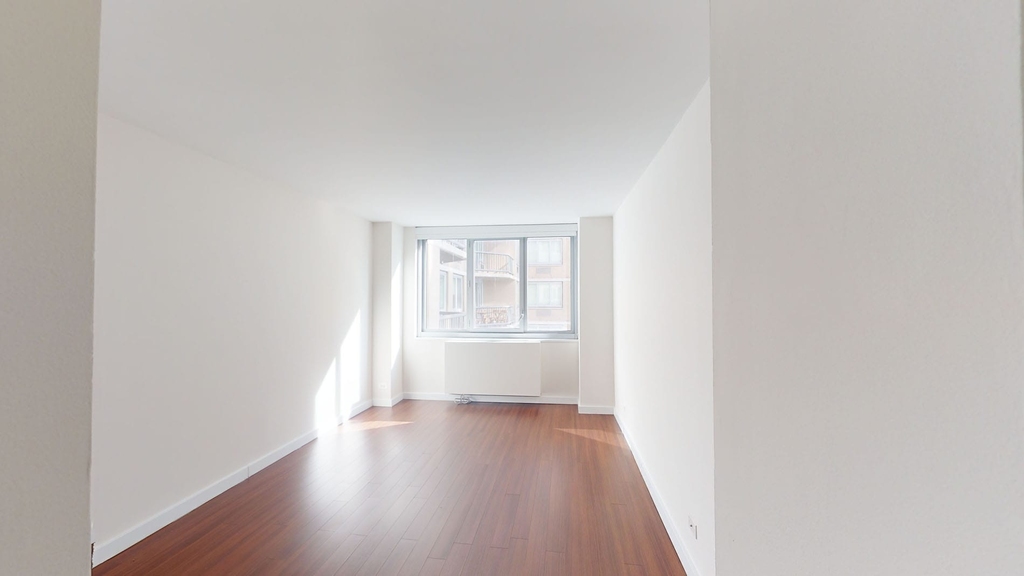 401 E 34th St - Photo 2