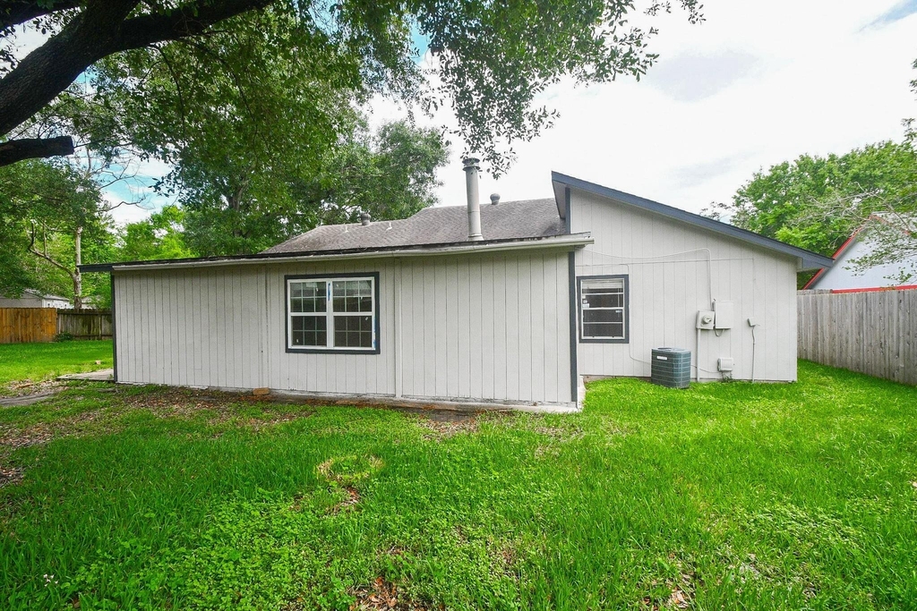 2406 Blue Mist Court - Photo 30