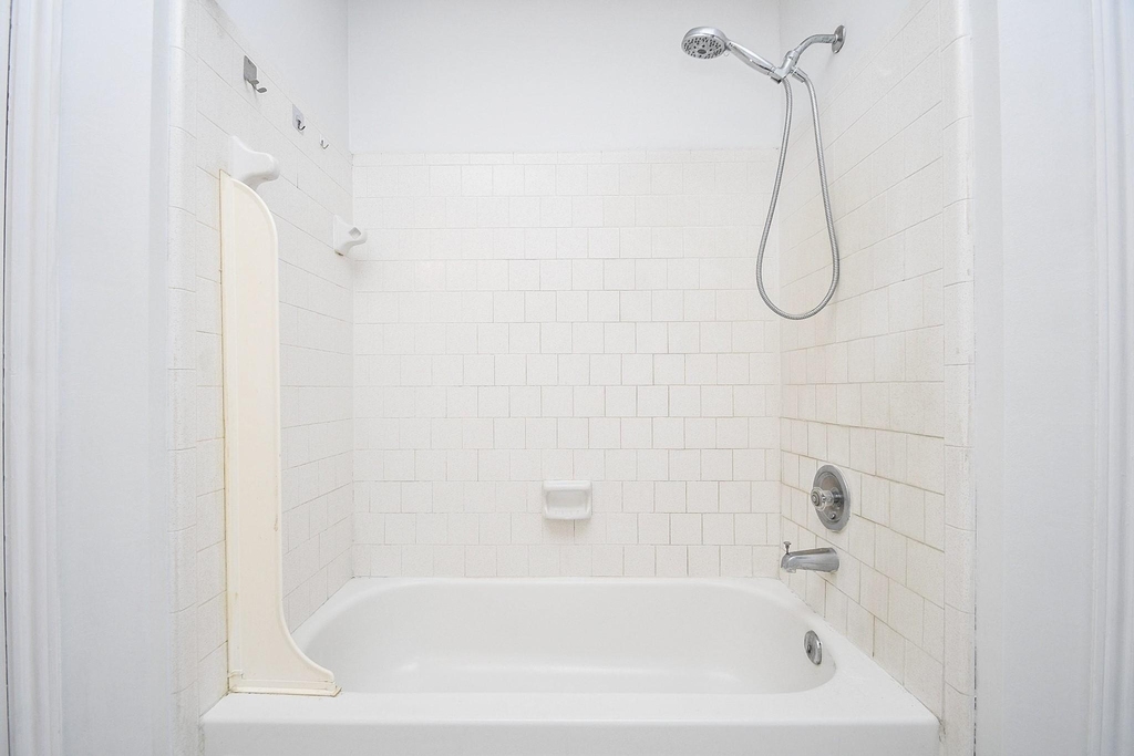 2406 Blue Mist Court - Photo 19