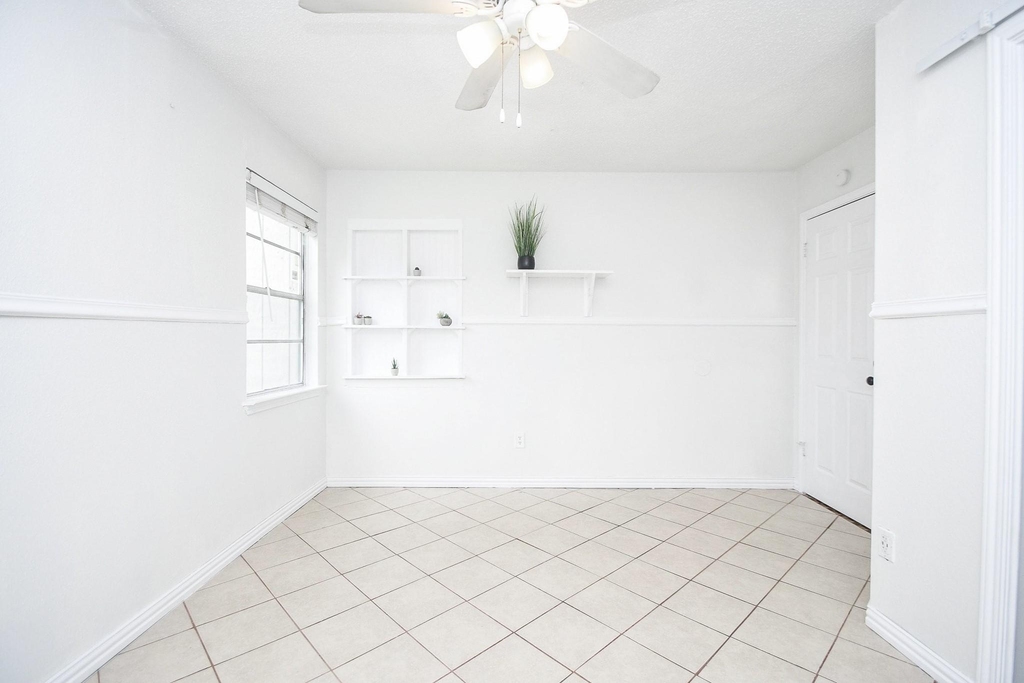 2406 Blue Mist Court - Photo 24