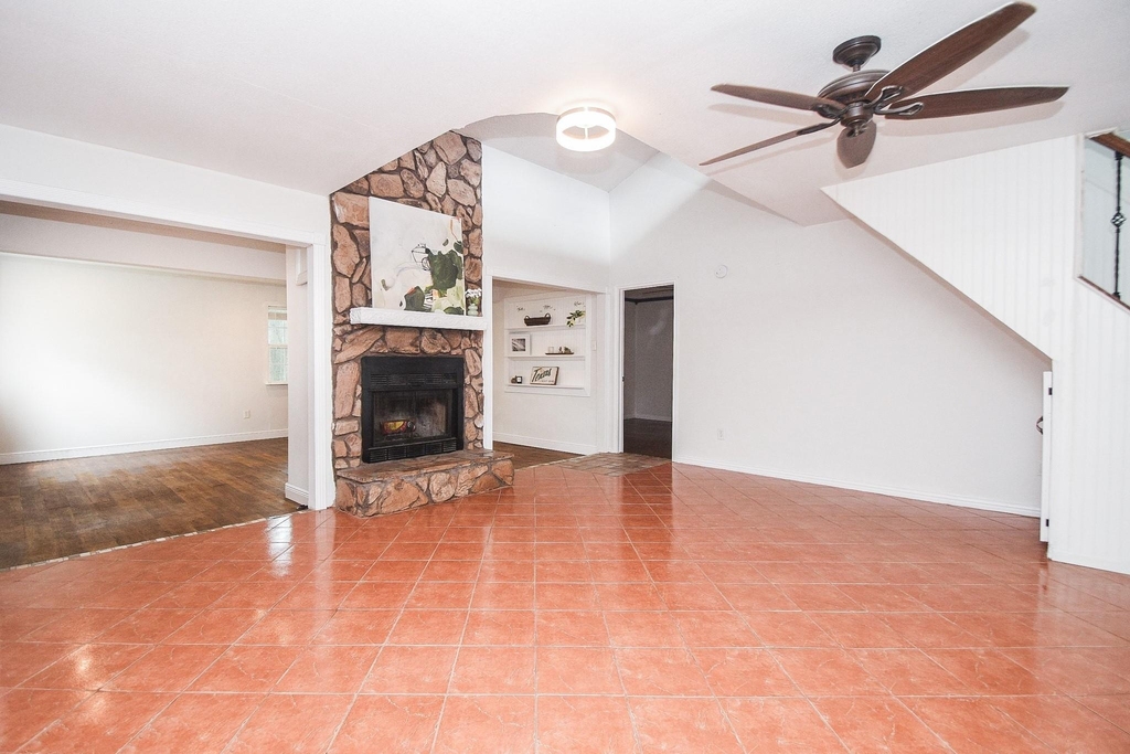 2406 Blue Mist Court - Photo 6