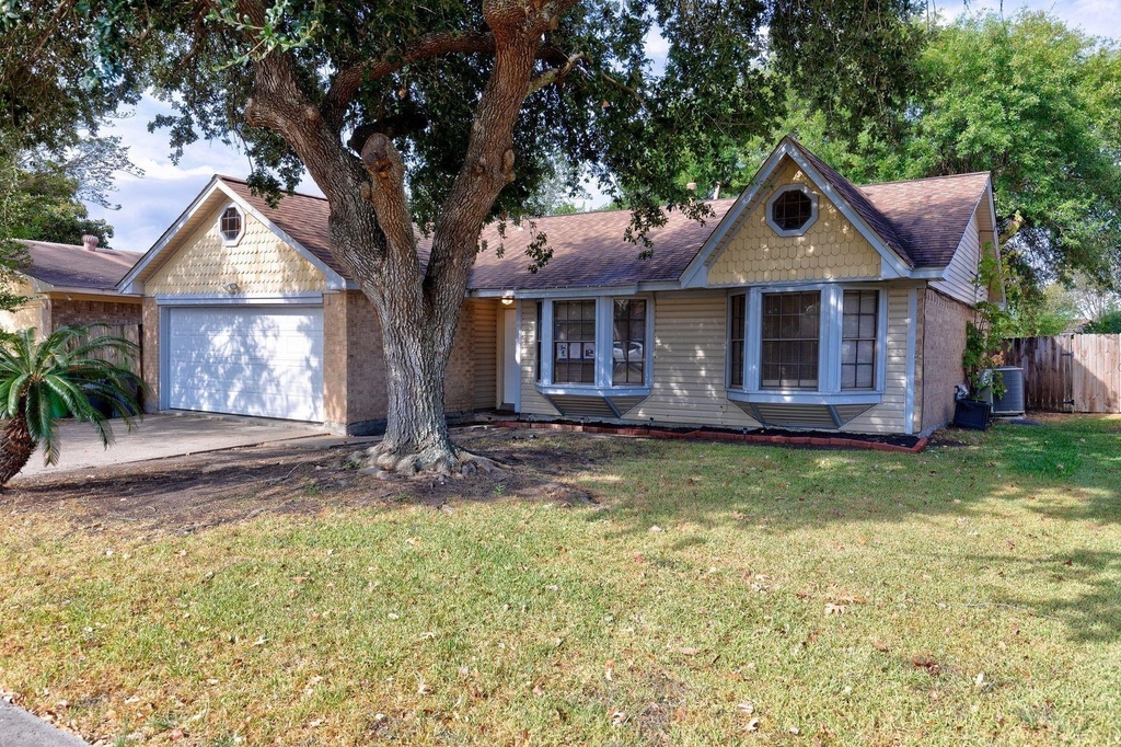 5102 Parsley Street - Photo 1