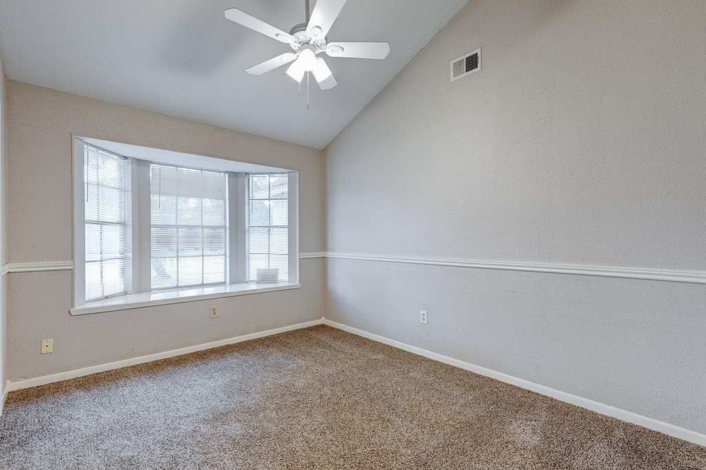 5102 Parsley Street - Photo 3