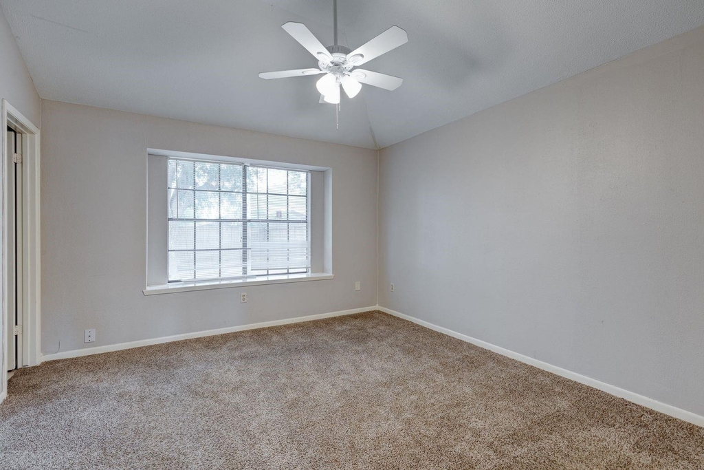 5102 Parsley Street - Photo 5