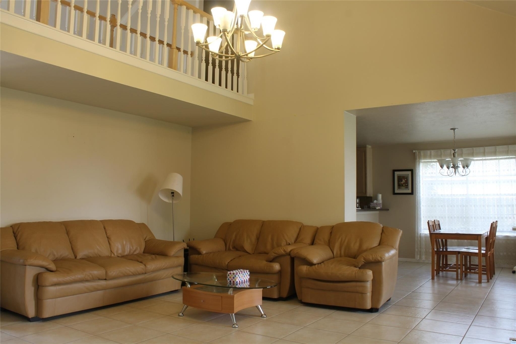 1723 Monvale Lane - Photo 2