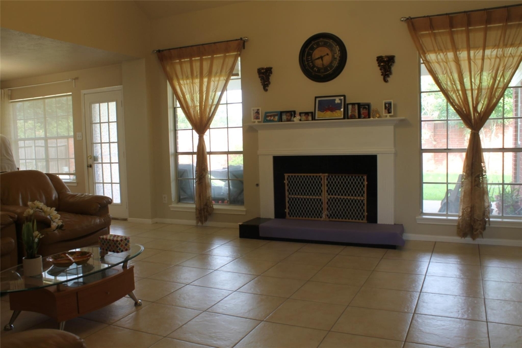 1723 Monvale Lane - Photo 1