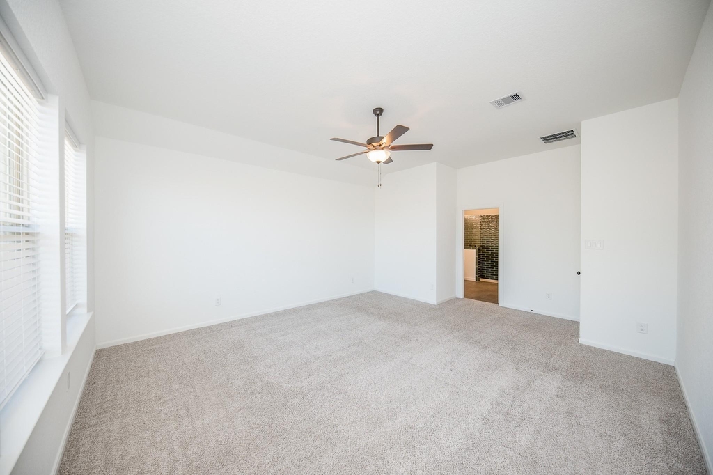 42514 Summer Crest Road - Photo 19