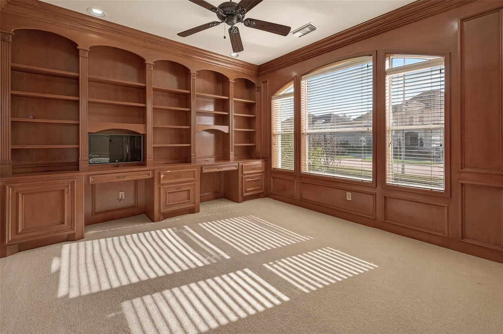 2210 Bywater Drive - Photo 15