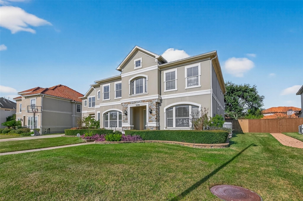 2210 Bywater Drive - Photo 44