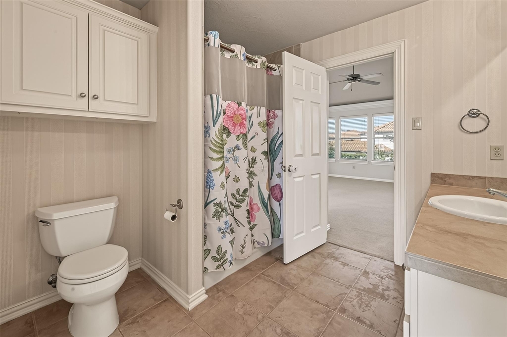 2210 Bywater Drive - Photo 33