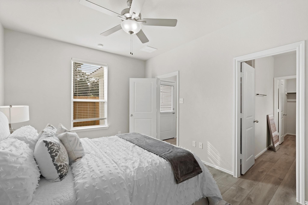 1443 Acorn Meadow Street - Photo 11