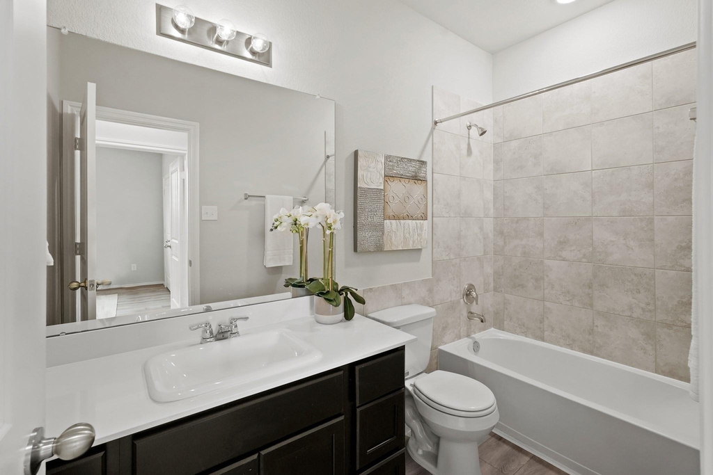 1443 Acorn Meadow Street - Photo 6