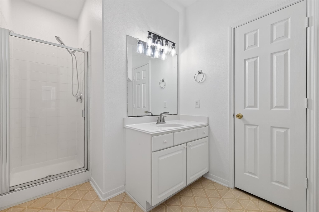 19530 Harvest Stream Way - Photo 22