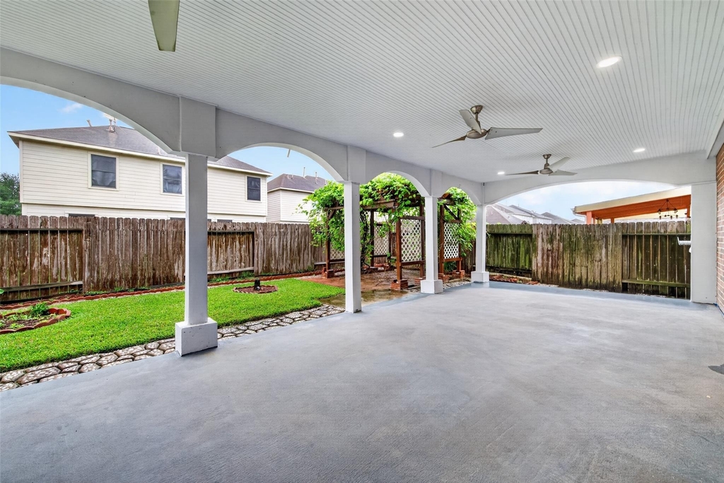 19530 Harvest Stream Way - Photo 40