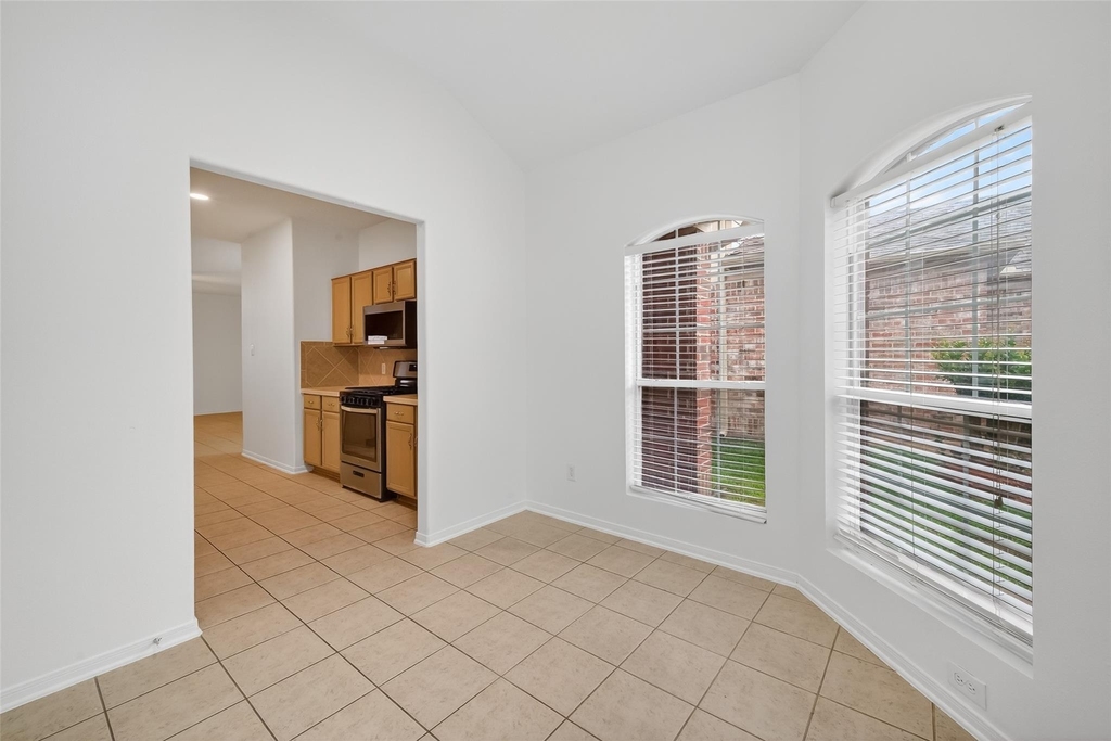 19530 Harvest Stream Way - Photo 17