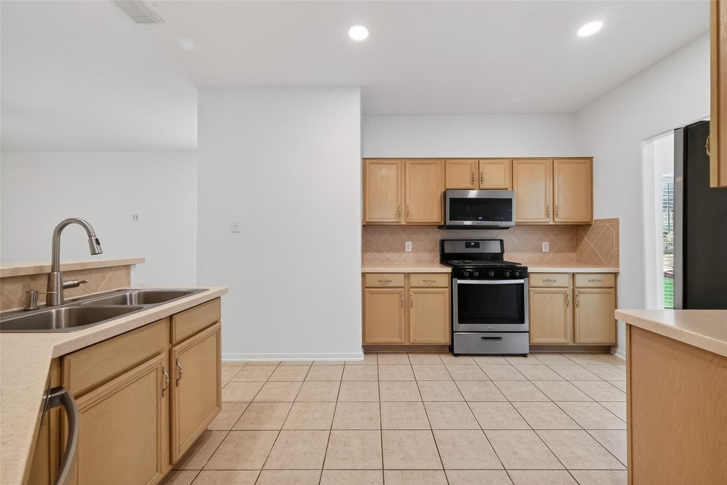 19530 Harvest Stream Way - Photo 13