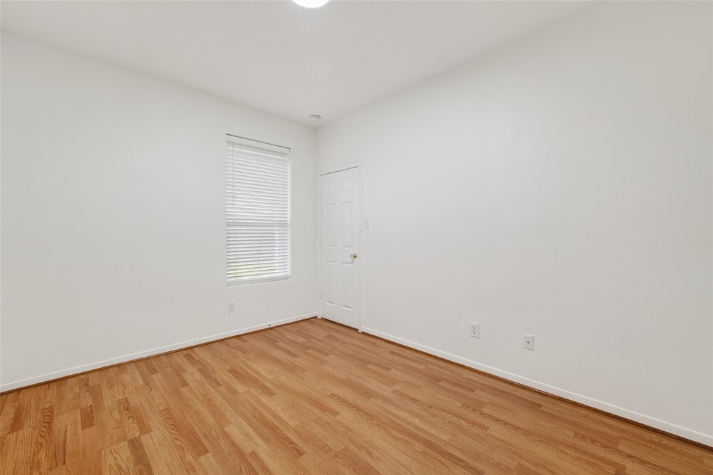 19530 Harvest Stream Way - Photo 21