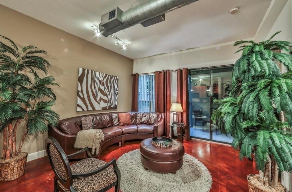 1901 Post Oak Boulevard - Photo 4