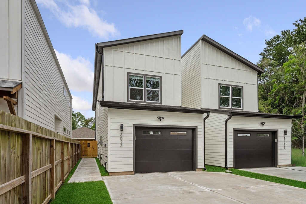8023 Easter Street - Photo 1
