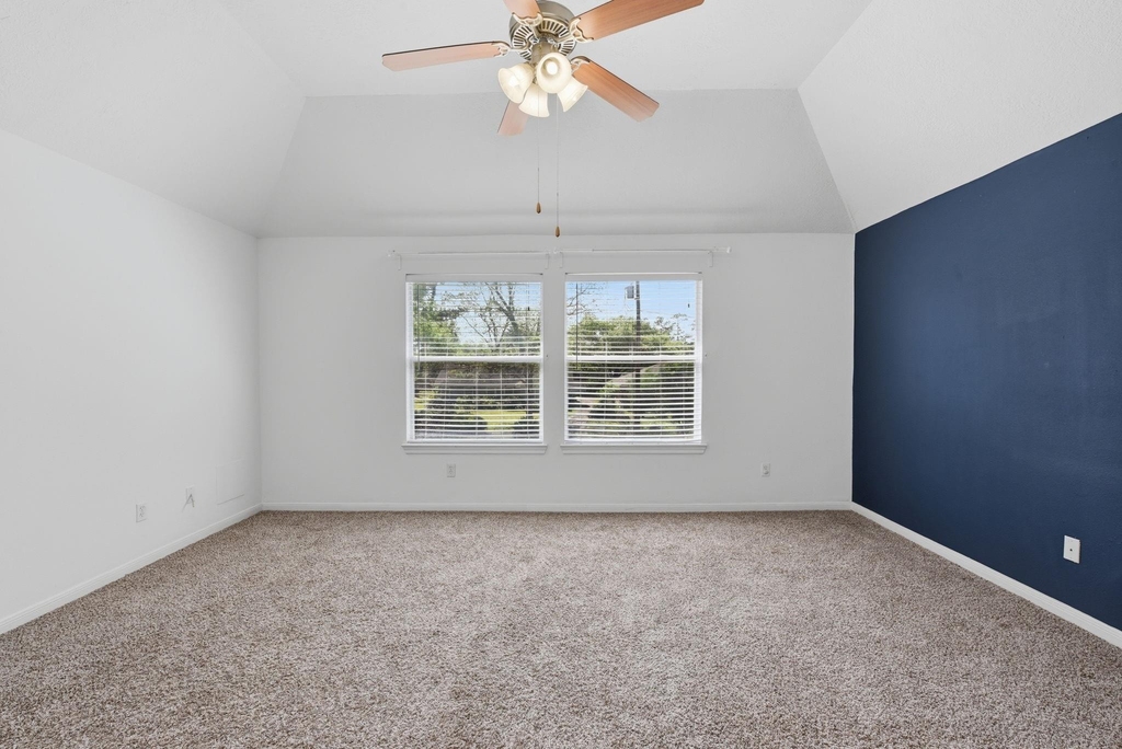 5227 Brinkman Court - Photo 14