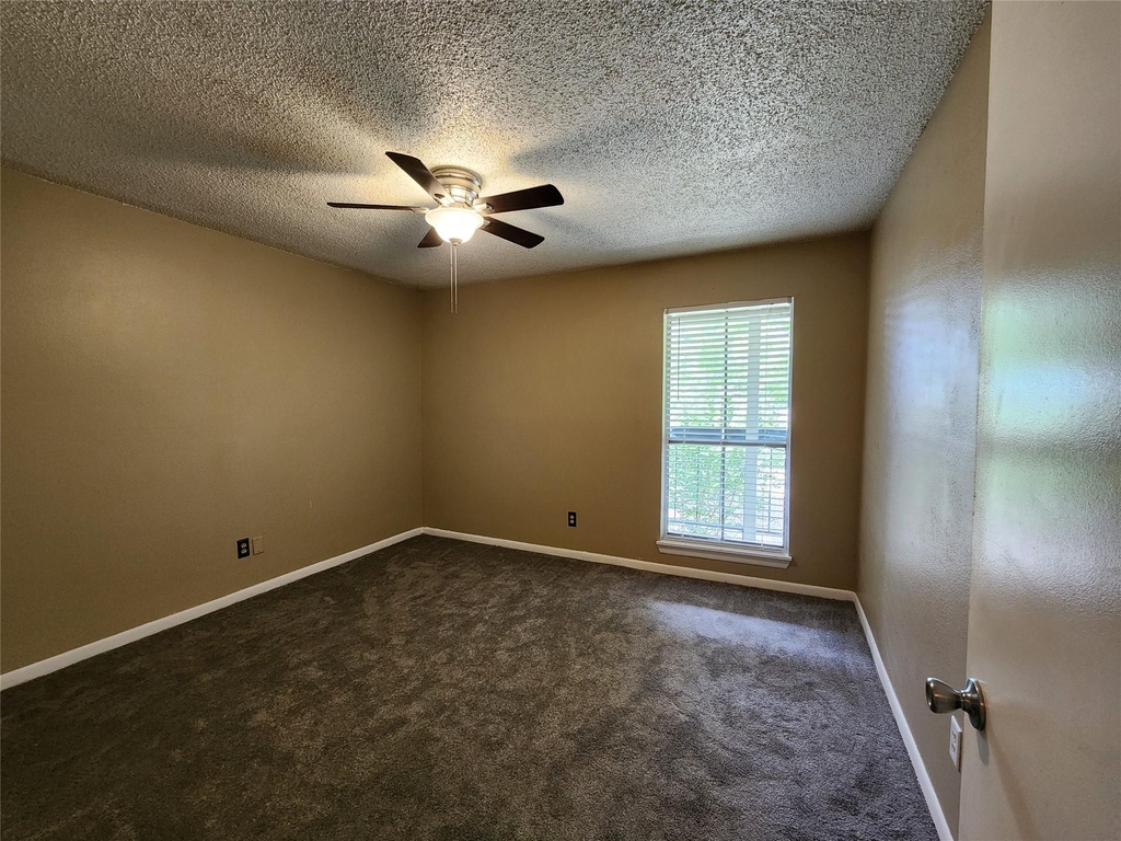 17331 Red Oak Drive - Photo 13