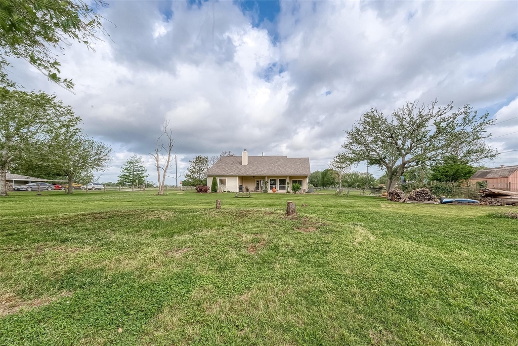 14403 Vlasta Street - Photo 45
