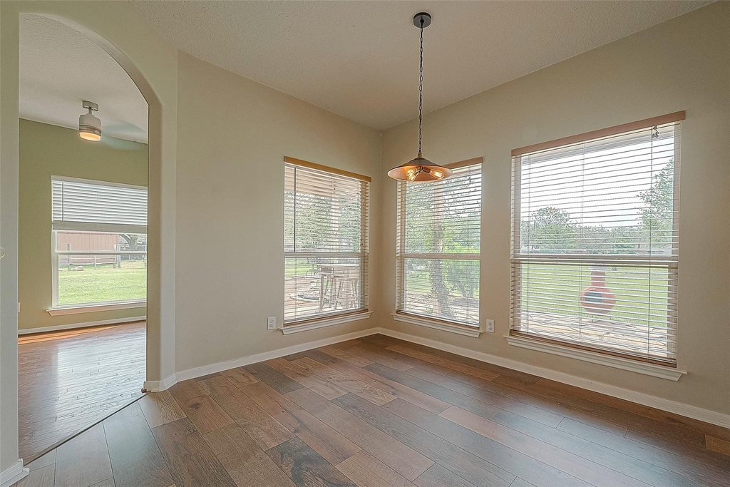 14403 Vlasta Street - Photo 9