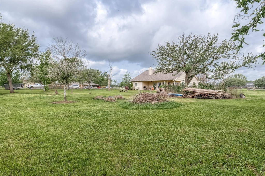 14403 Vlasta Street - Photo 44