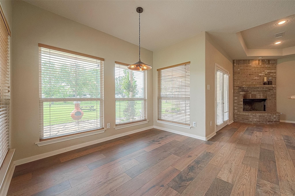 14403 Vlasta Street - Photo 12