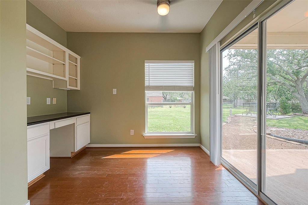 14403 Vlasta Street - Photo 13