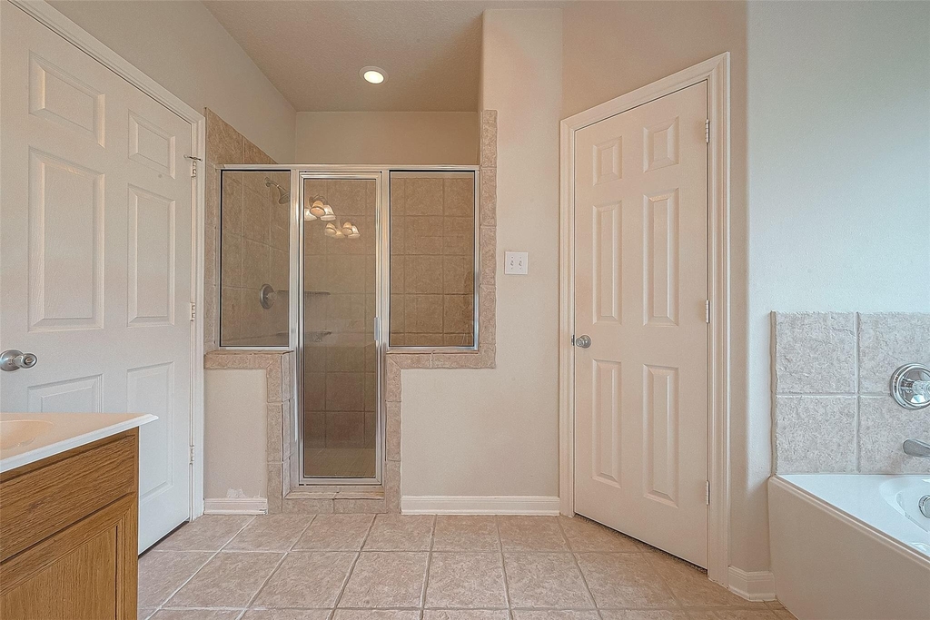 14403 Vlasta Street - Photo 36