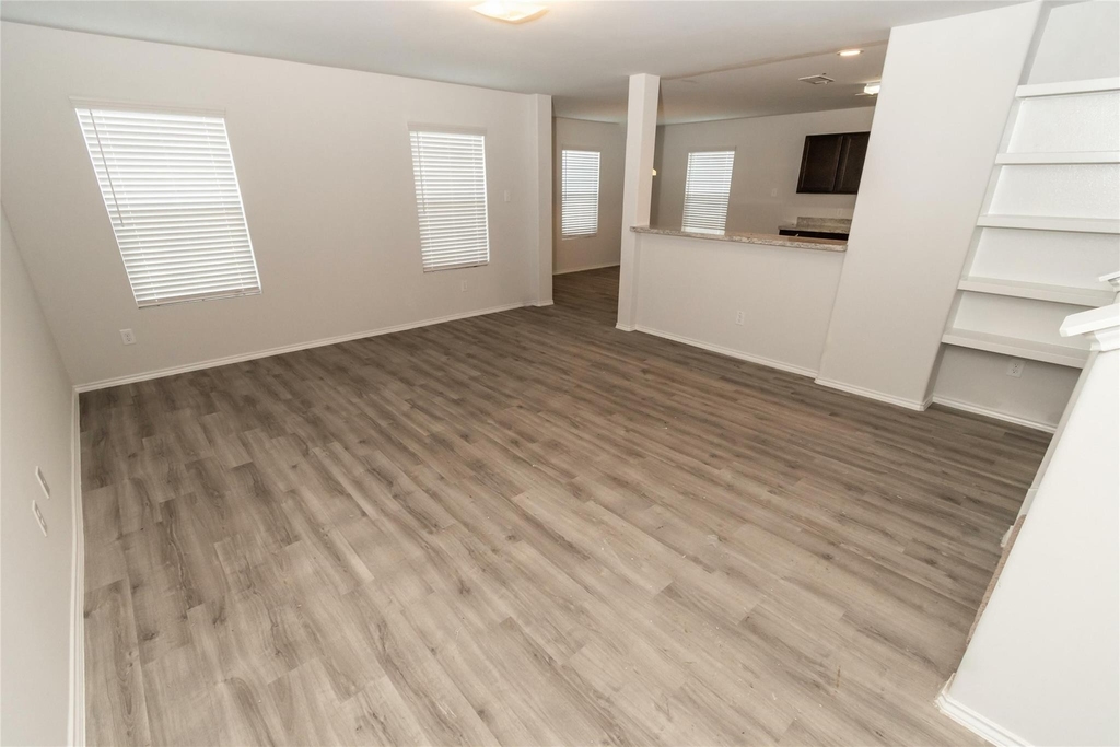 17134 Hailey Harbor Drive - Photo 2