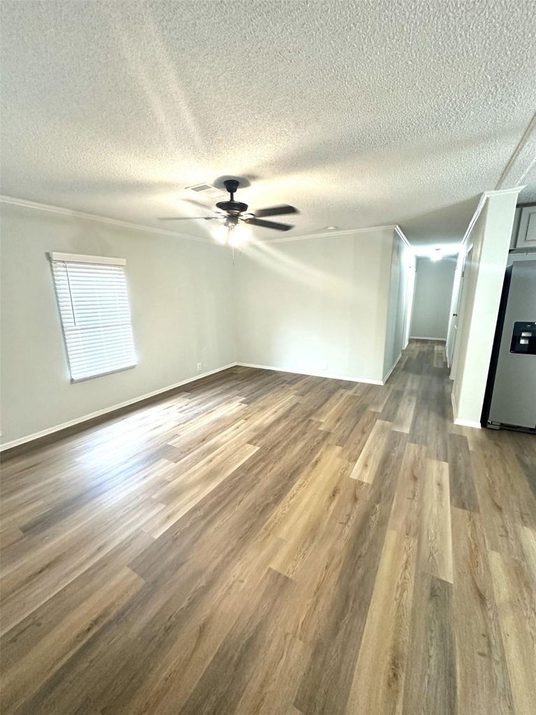 11930 Greenglen Drive - Photo 2