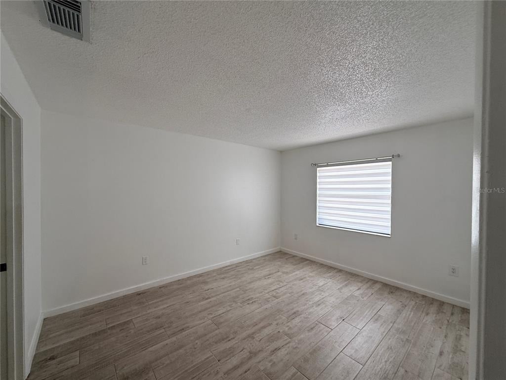 13186 Thrush Street - Photo 16