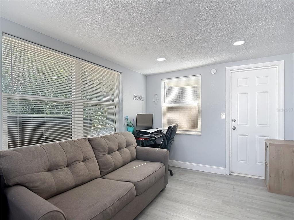 5913 Appletree Road - Photo 5